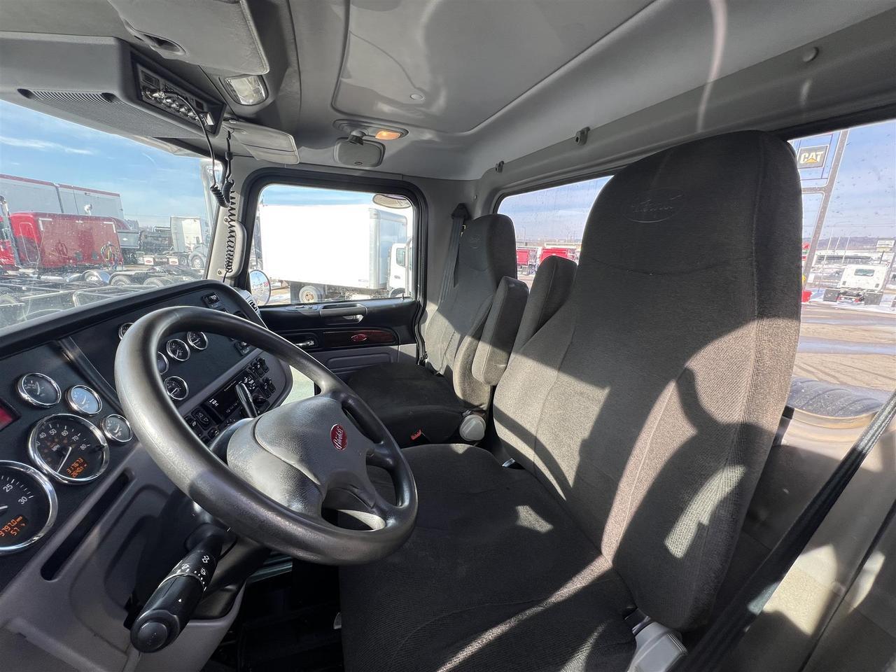 2021 Peterbilt 389 South St. Paul MN