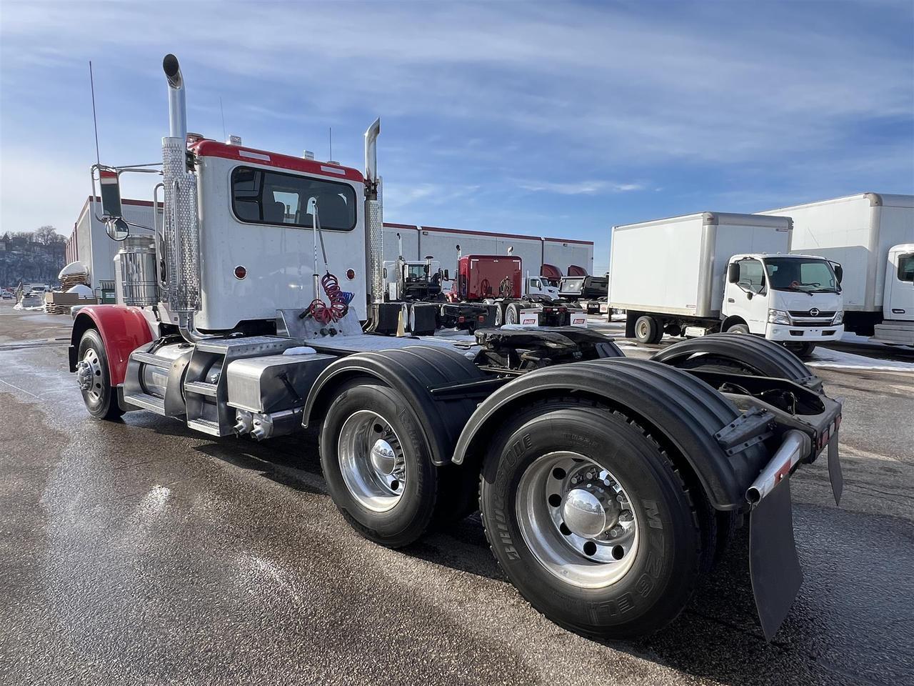 2021 Peterbilt 389 South St. Paul MN