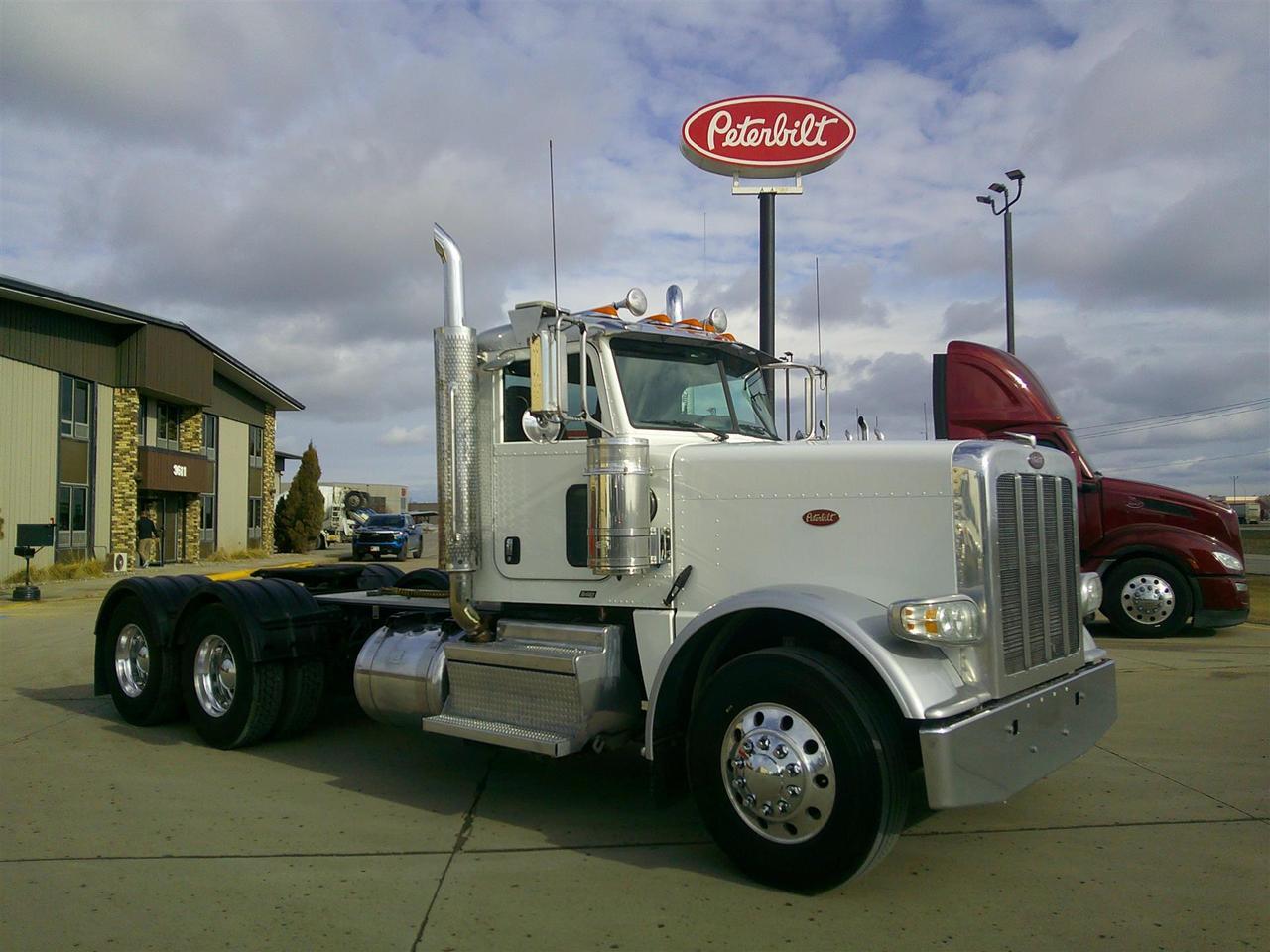 2021 Peterbilt 389 South St. Paul MN