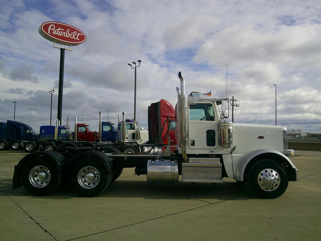 2021 Peterbilt 389 South St. Paul MN