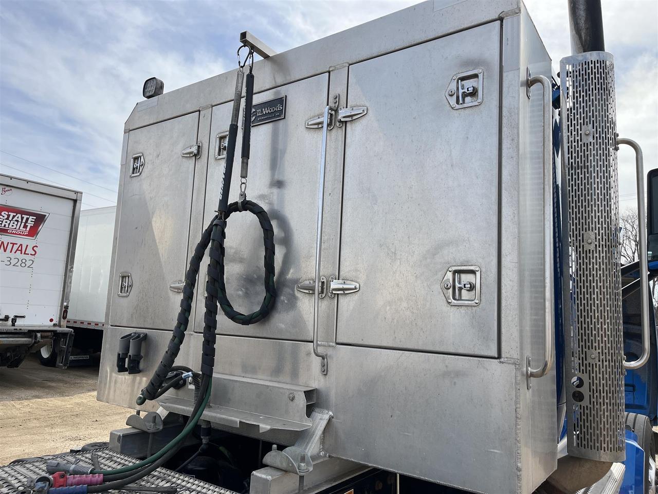 2021 Peterbilt 567 Rochester MN