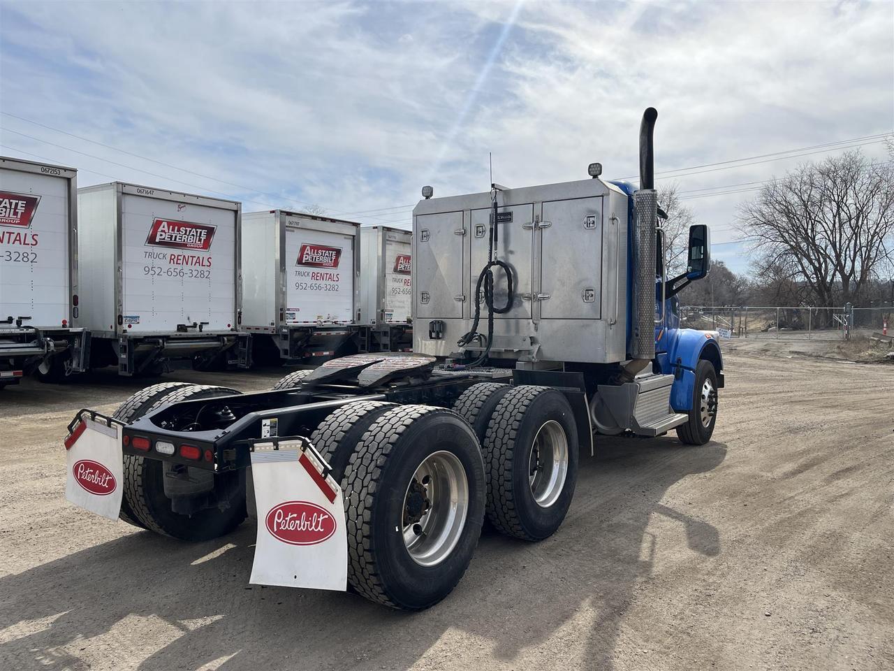 2021 Peterbilt 567 Rochester MN