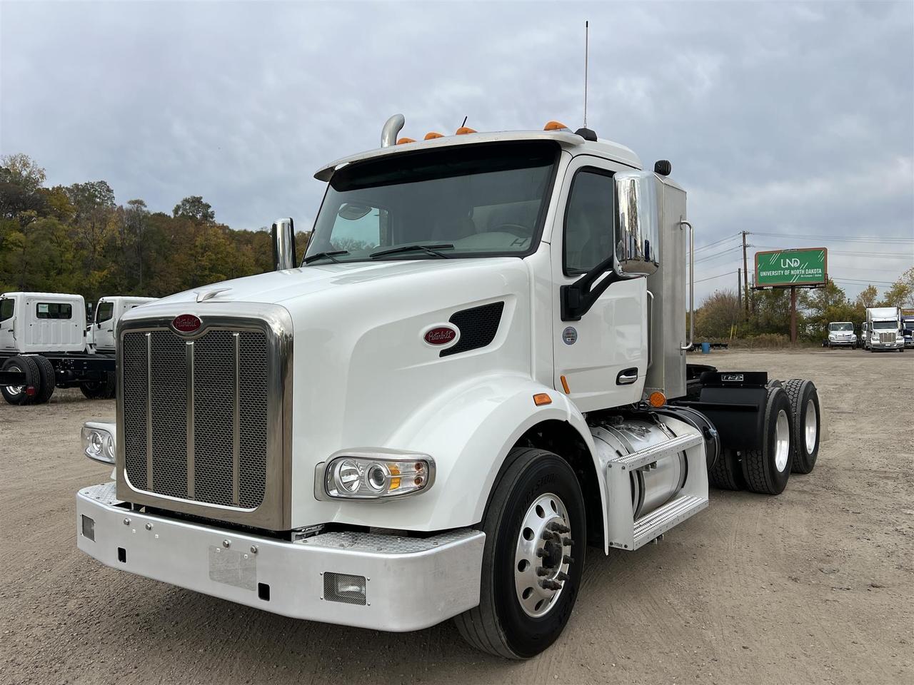 2021 Peterbilt 567