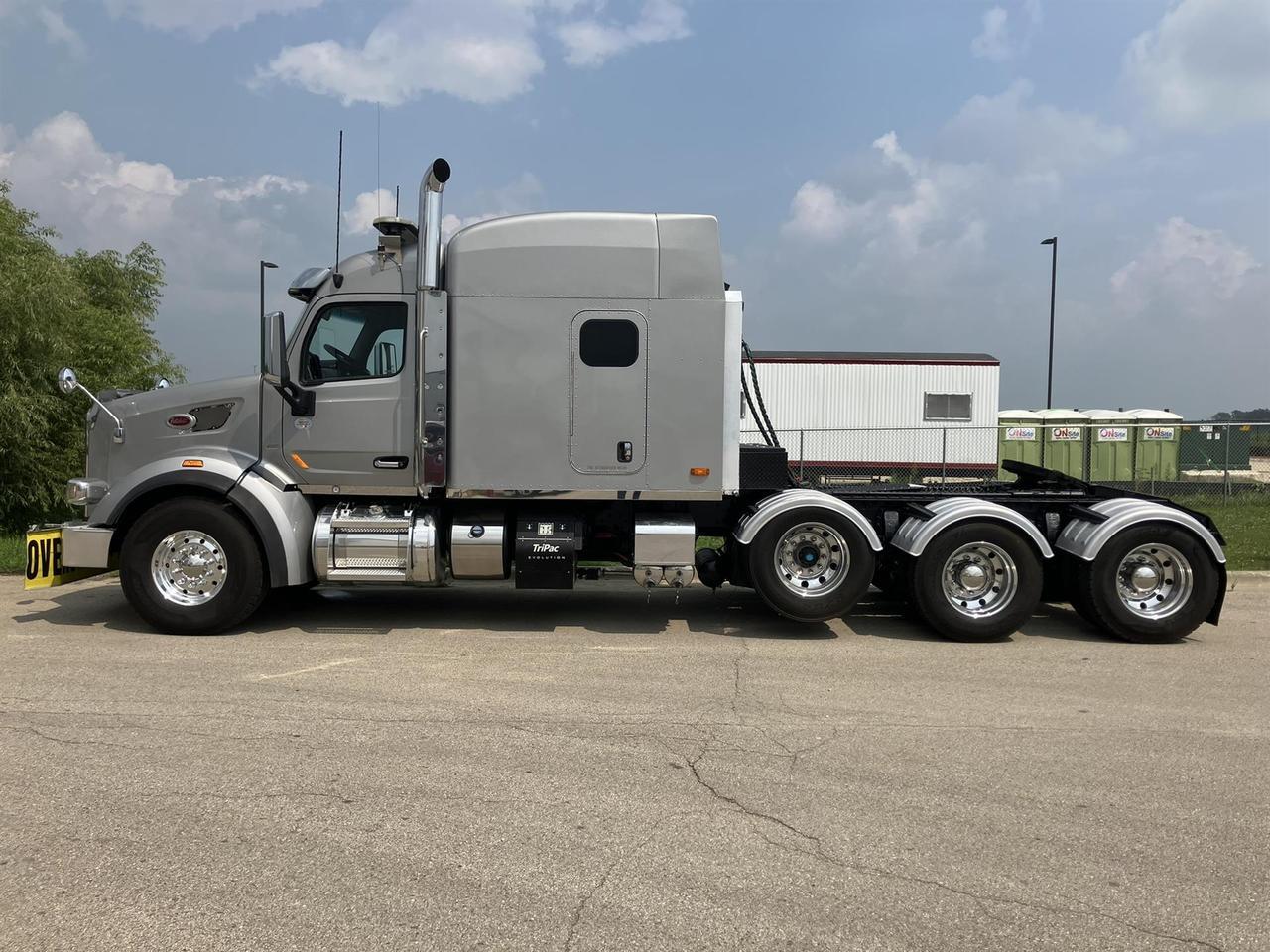 2021 Peterbilt 567 80&quot; Rochester MN
