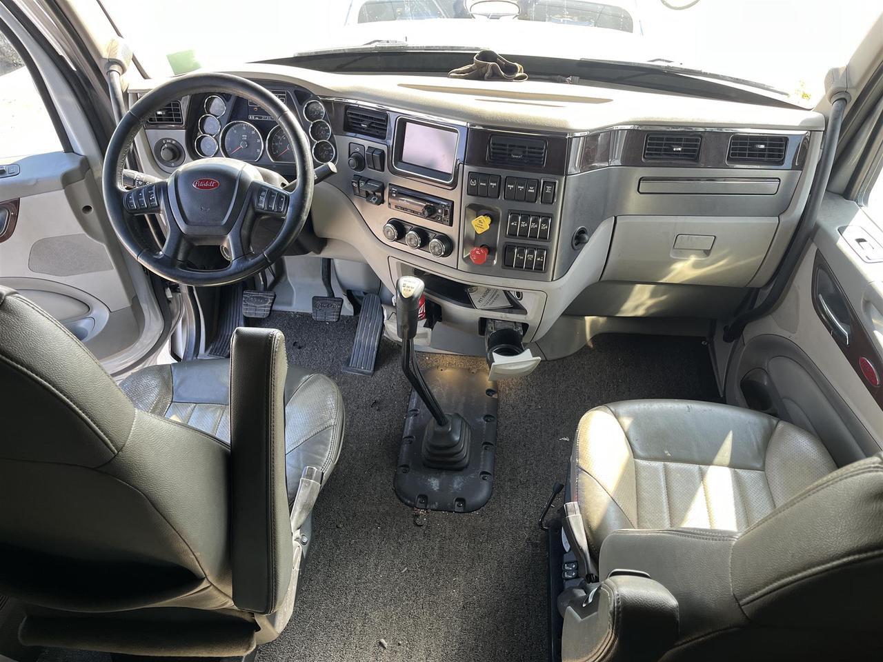2021 Peterbilt 567 80&quot; Rochester MN