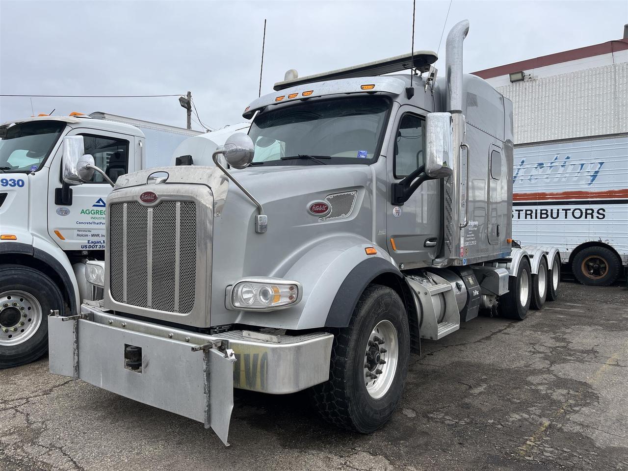 2021 Peterbilt 567 80&quot; Rochester MN