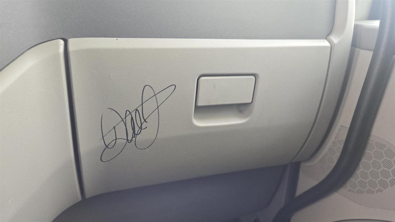 2021 Peterbilt 567 80" Raised Roof South St. Paul MN