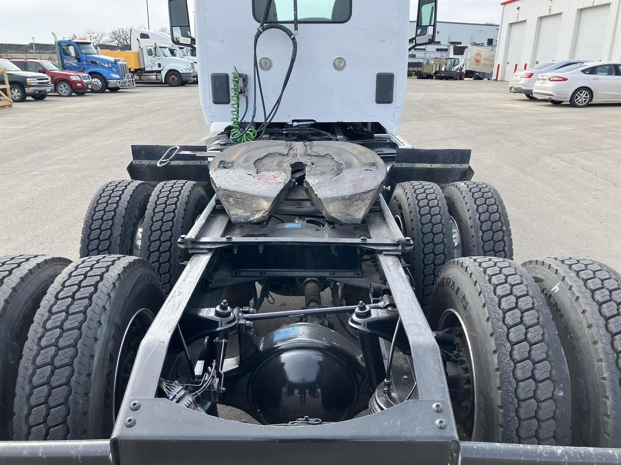2021 Peterbilt 579 Rochester MN