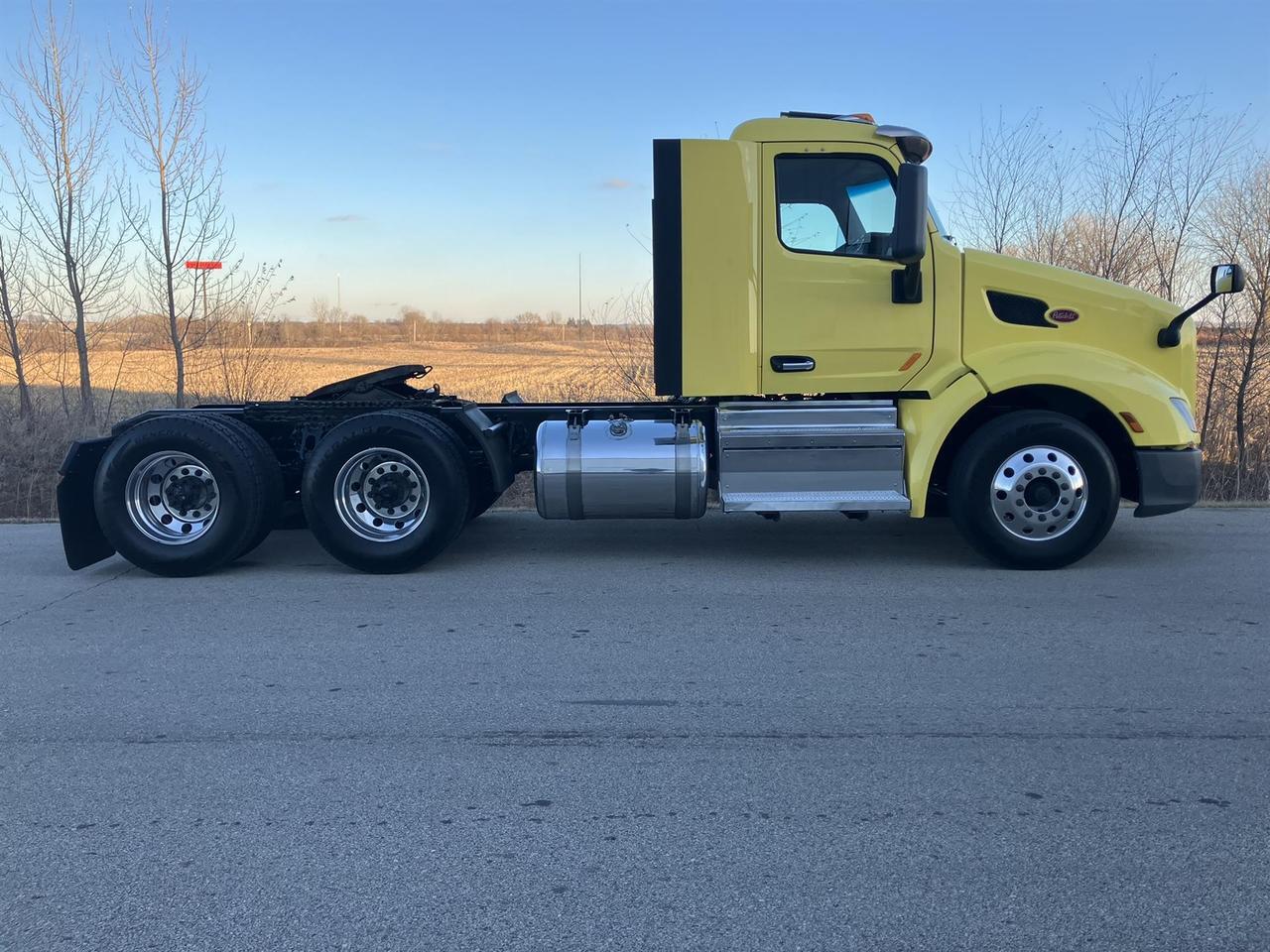 2021 Peterbilt 579 Rochester MN
