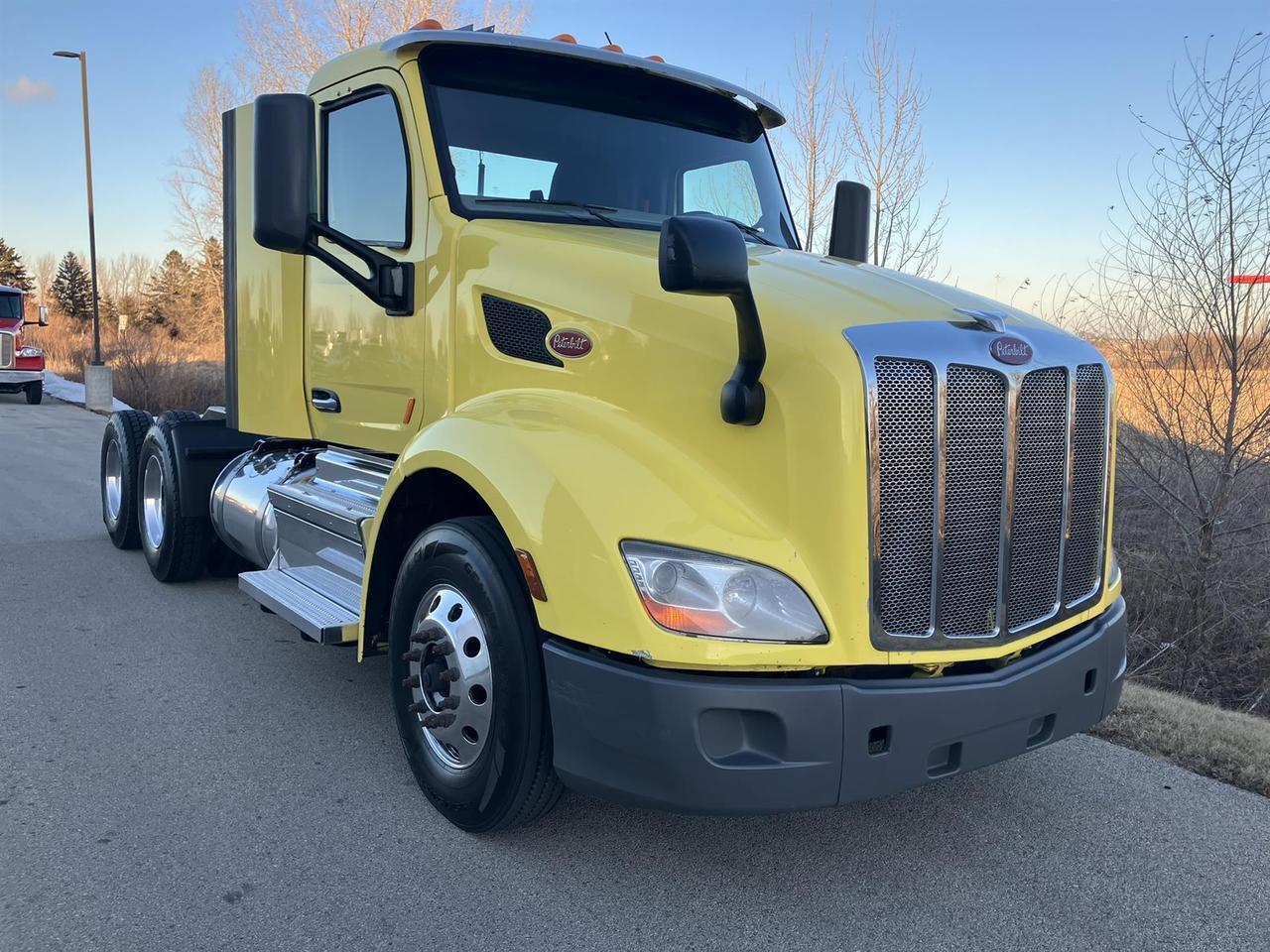 2021 Peterbilt 579 Rochester MN