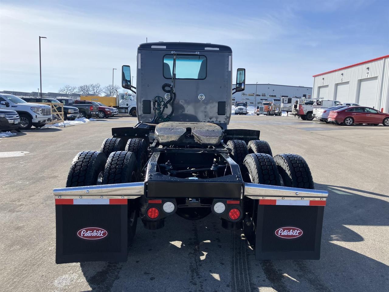 2021 Peterbilt 579 Rochester MN