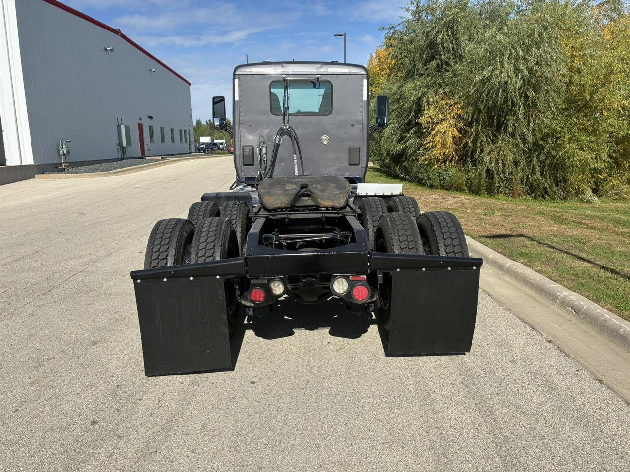 2021 Peterbilt 579 Non-Sleeper