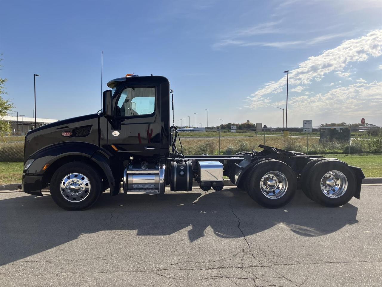 2021 Peterbilt 579 Rochester MN