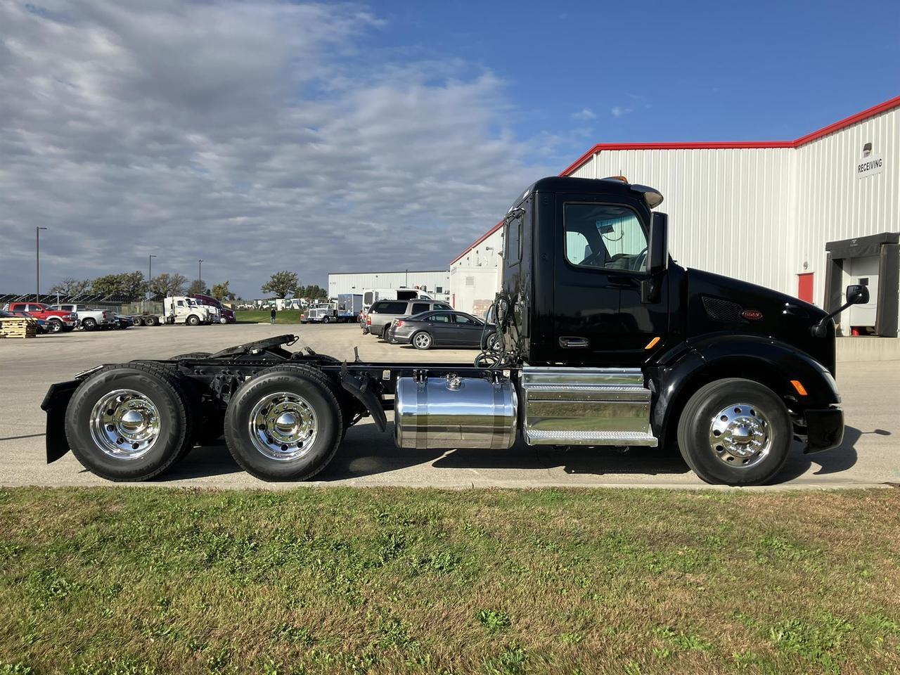 2021 Peterbilt 579 Rochester MN