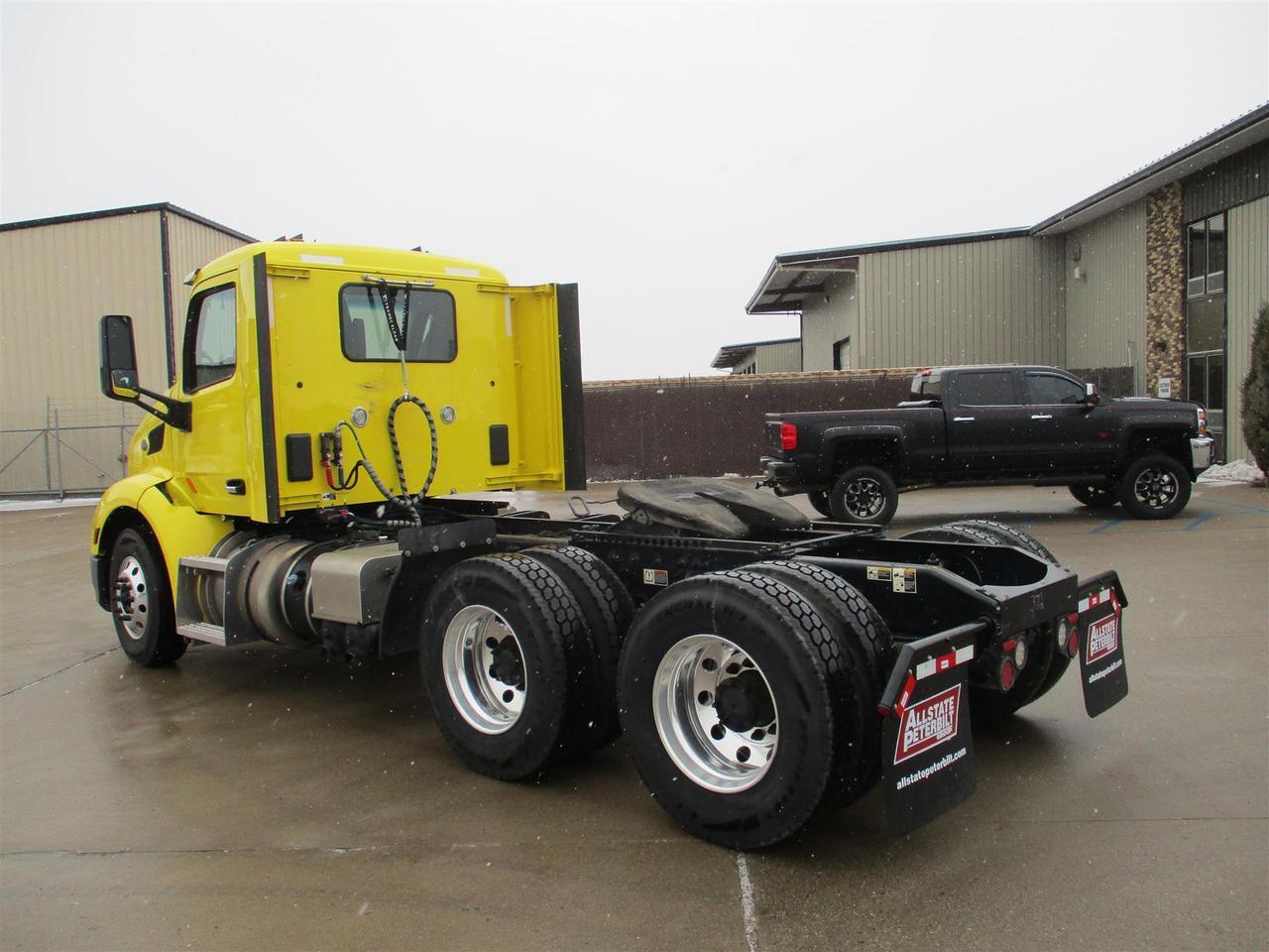 2021 Peterbilt 579 Rochester MN