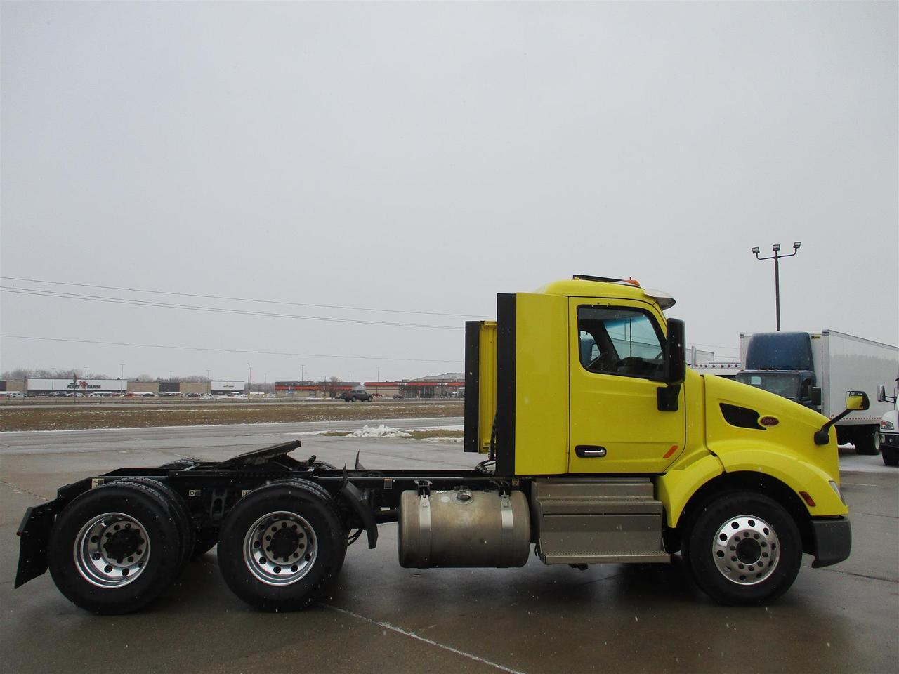 2021 Peterbilt 579 Rochester MN