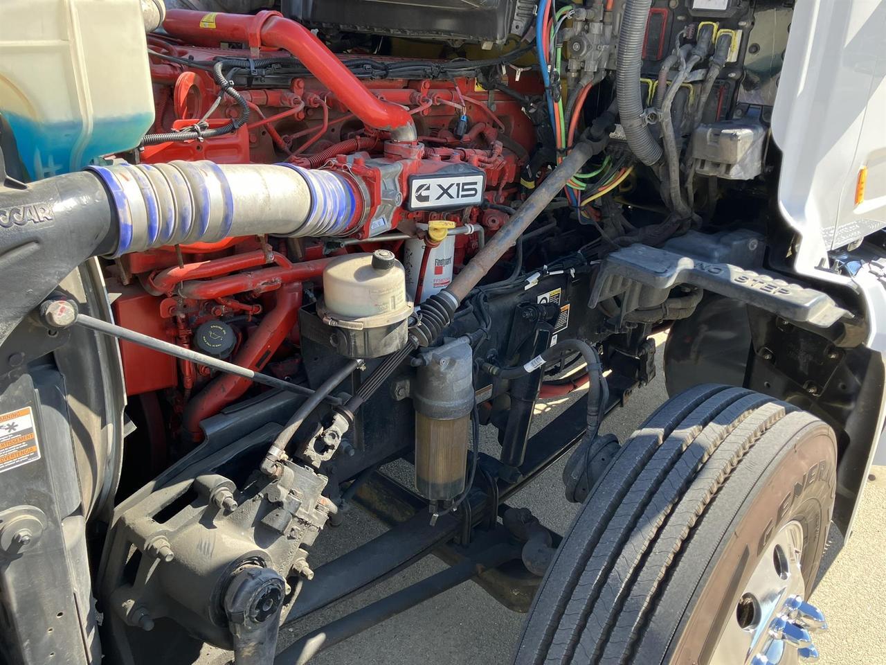 2021 Peterbilt 579 Fargo ND