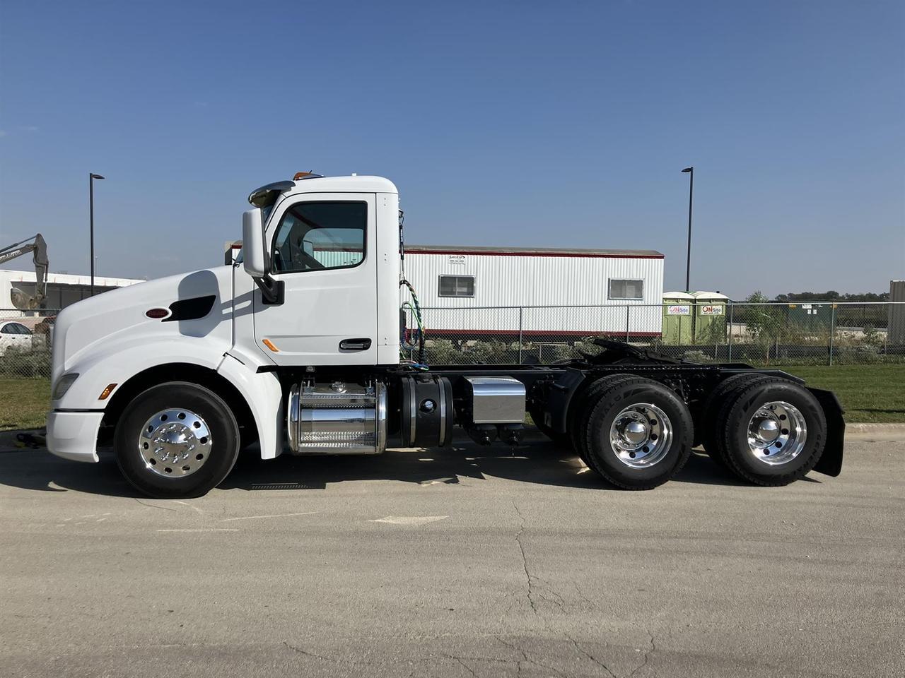 2021 Peterbilt 579 Fargo ND