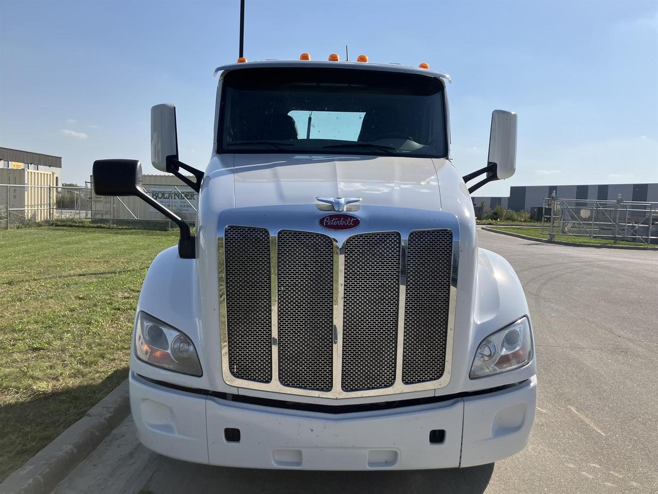 2021 Peterbilt 579 Fargo ND