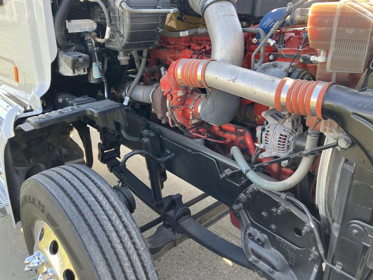 2021 Peterbilt 579 Fargo ND