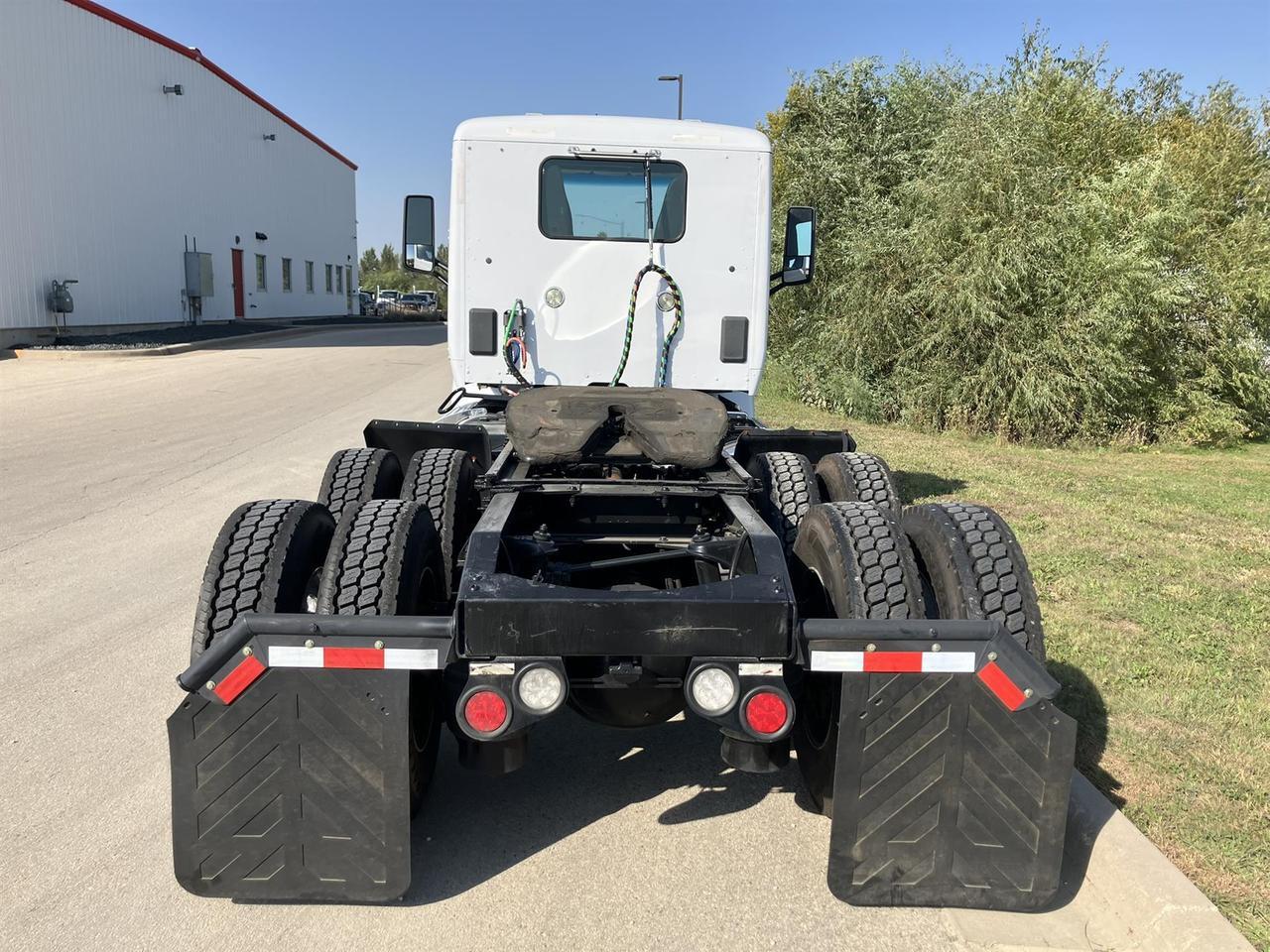 2021 Peterbilt 579 Fargo ND