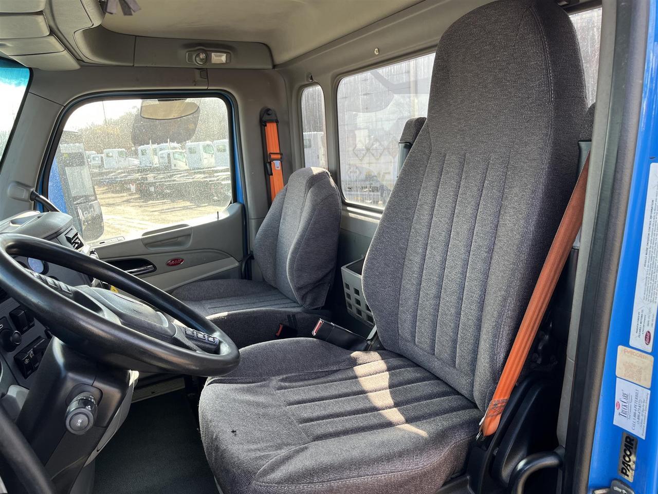 2021 Peterbilt 579 Fargo ND