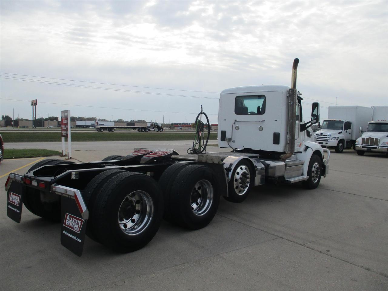 2021 Peterbilt 579 Fargo ND