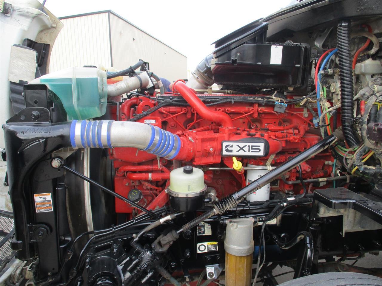 2021 Peterbilt 579 Fargo ND