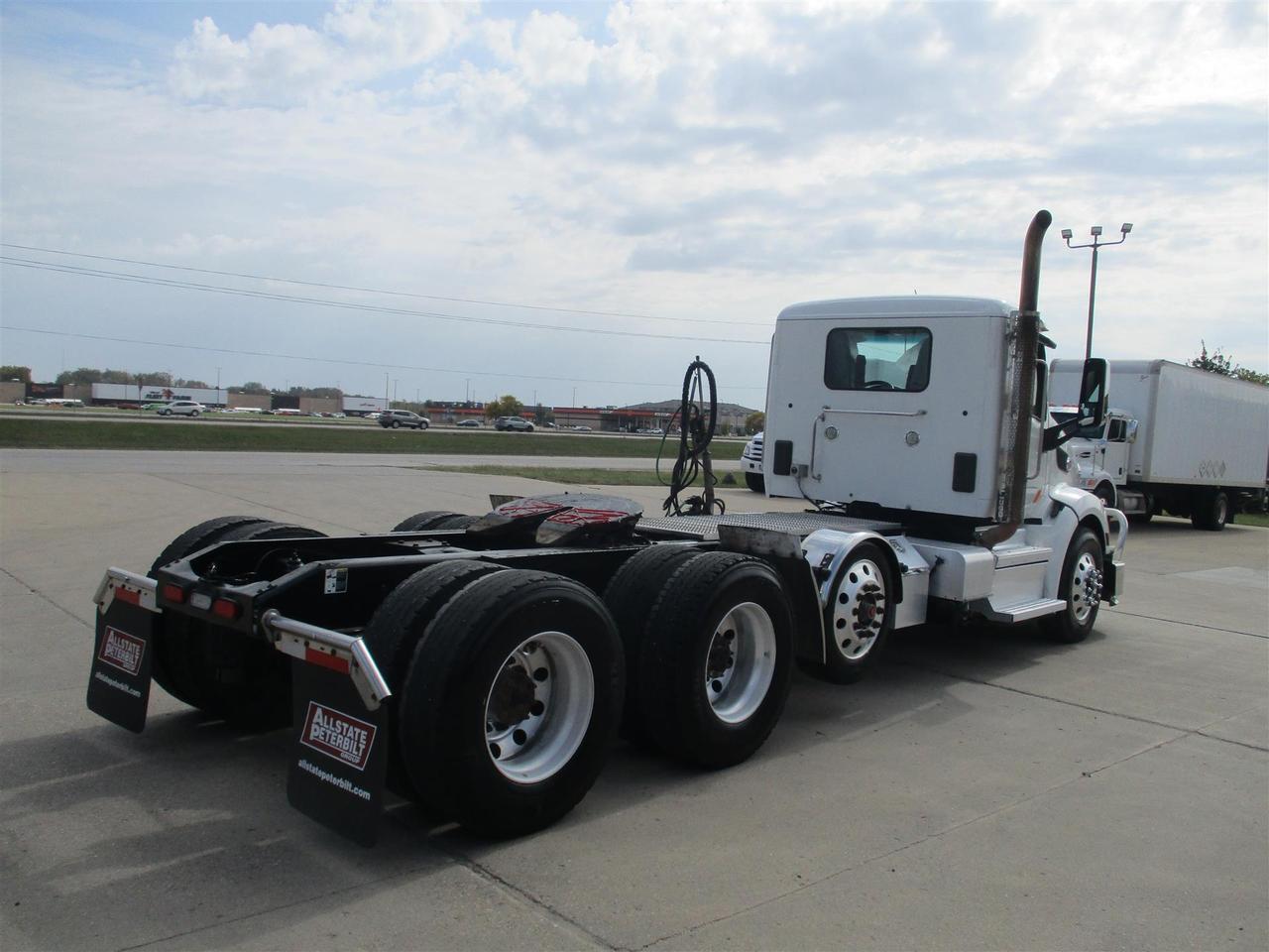 2021 Peterbilt 579 Fargo ND
