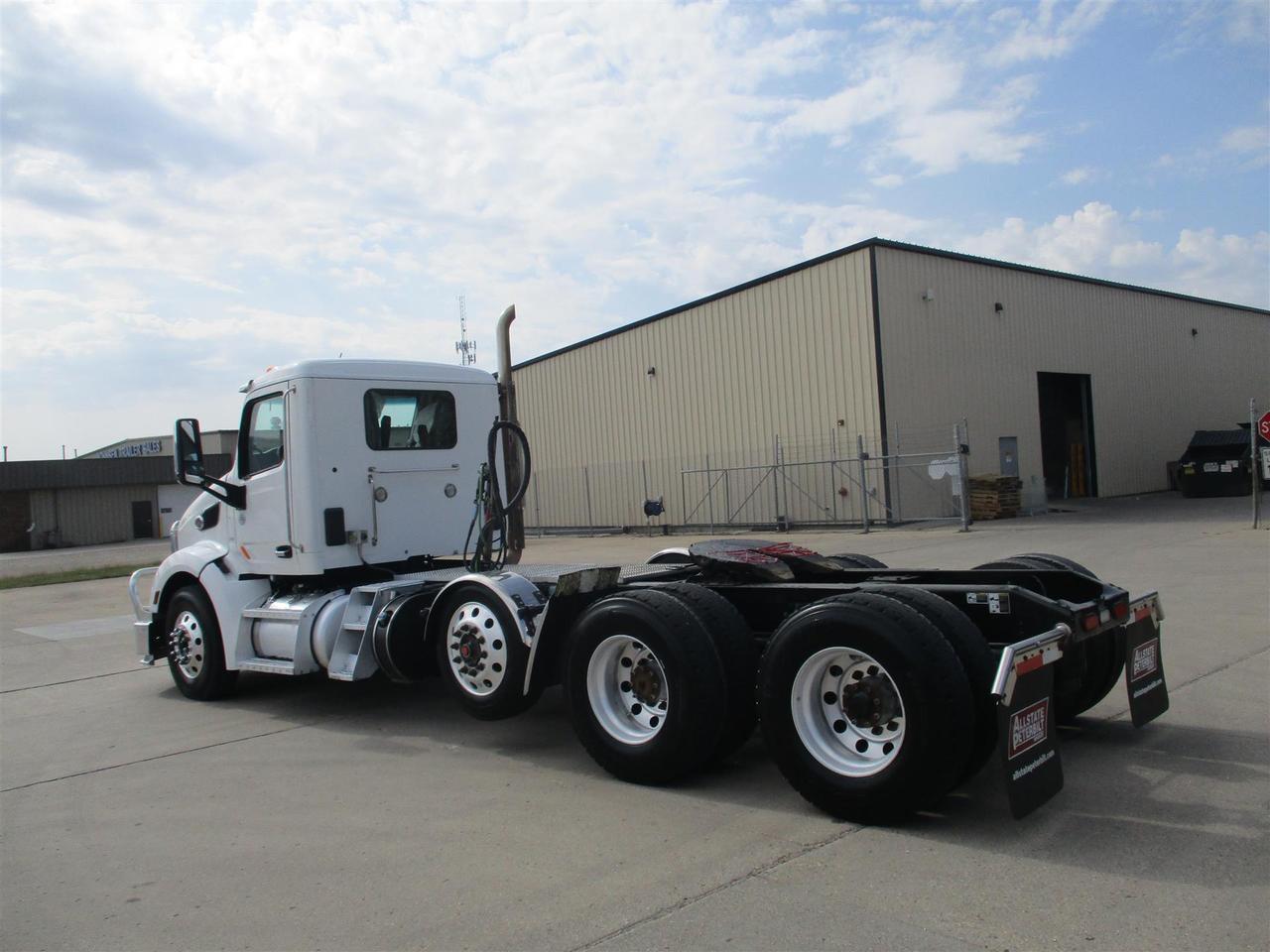 2021 Peterbilt 579 Fargo ND