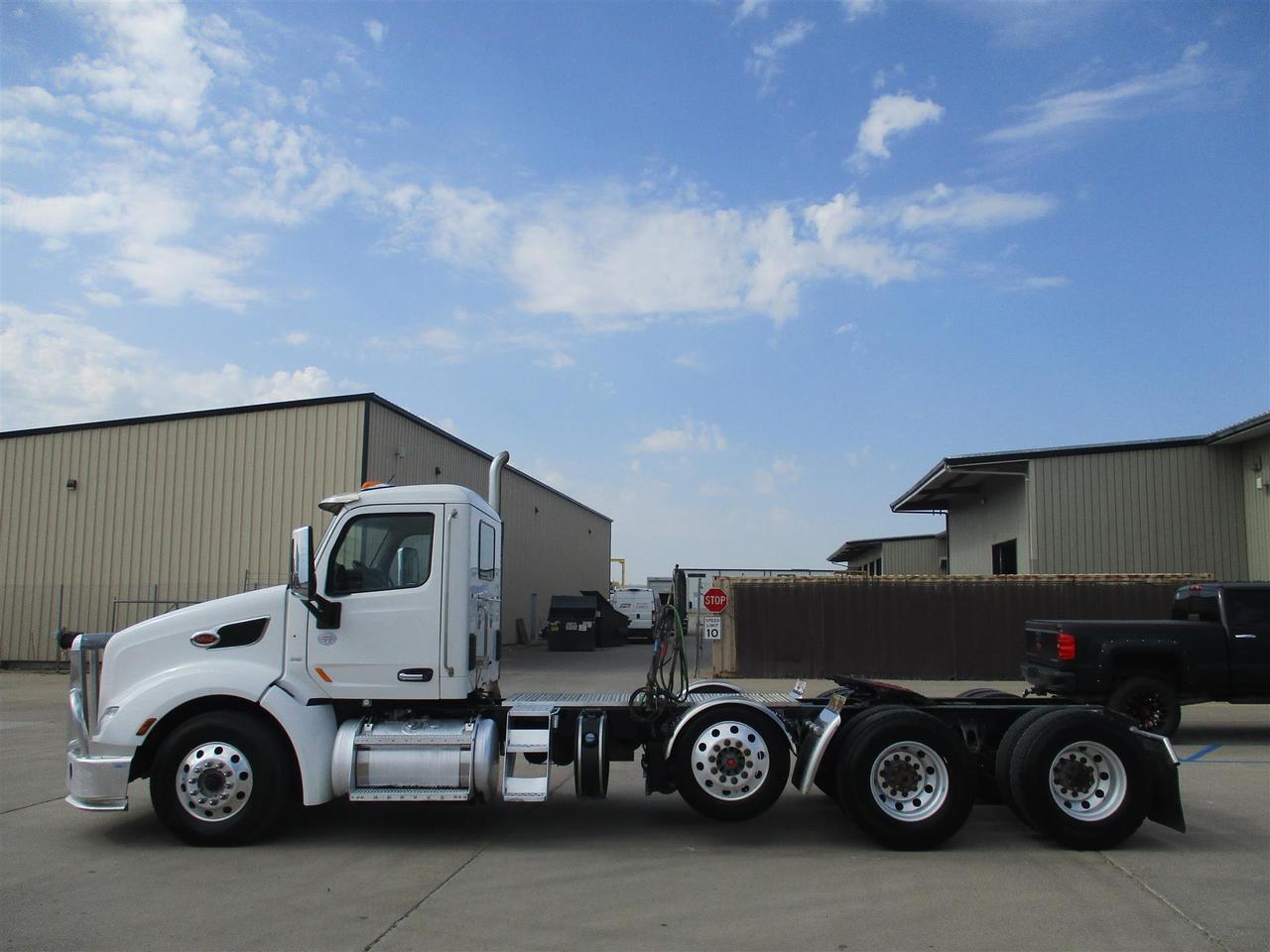 2021 Peterbilt 579 Fargo ND