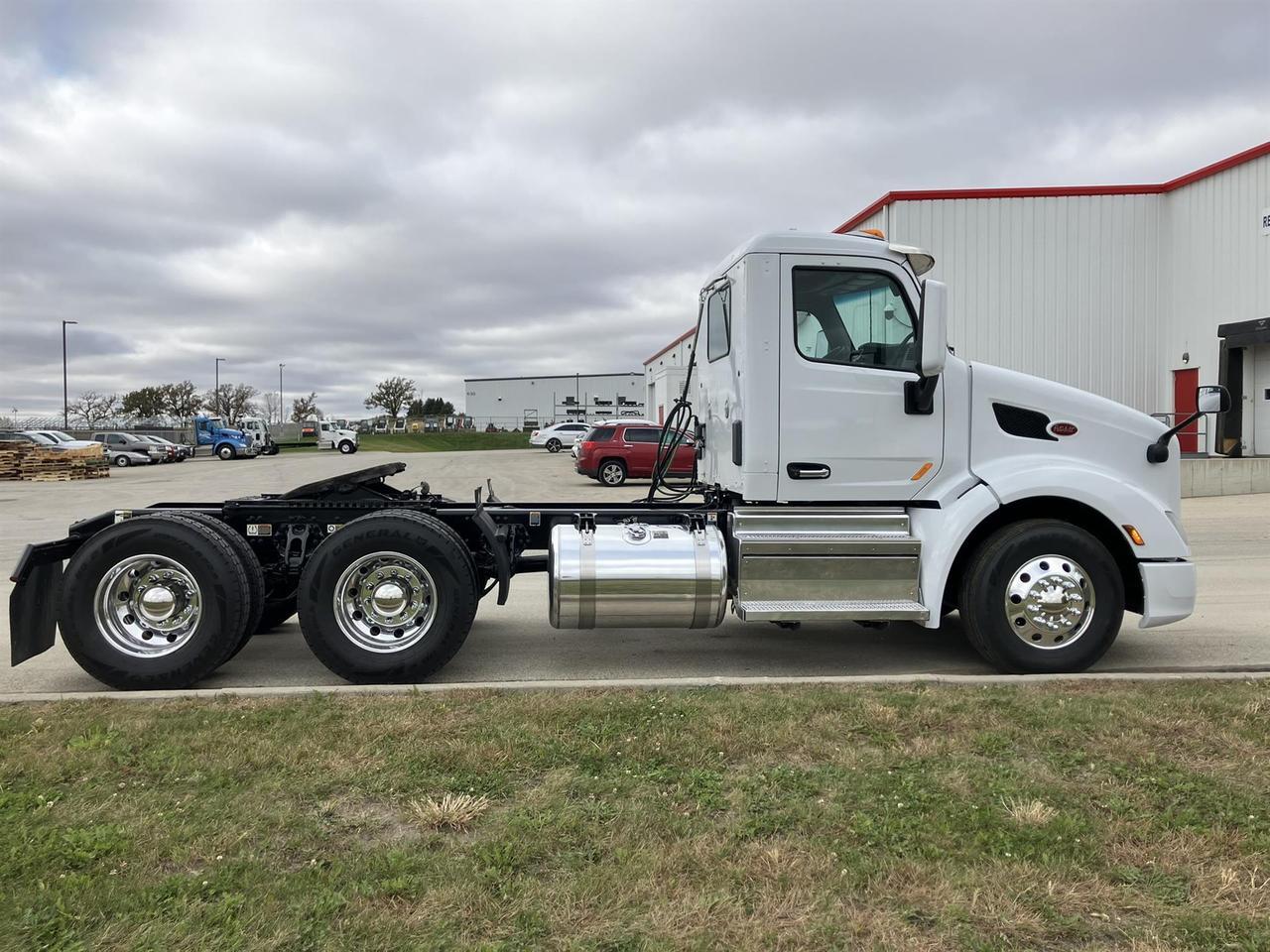2021 Peterbilt 579 South St. Paul MN