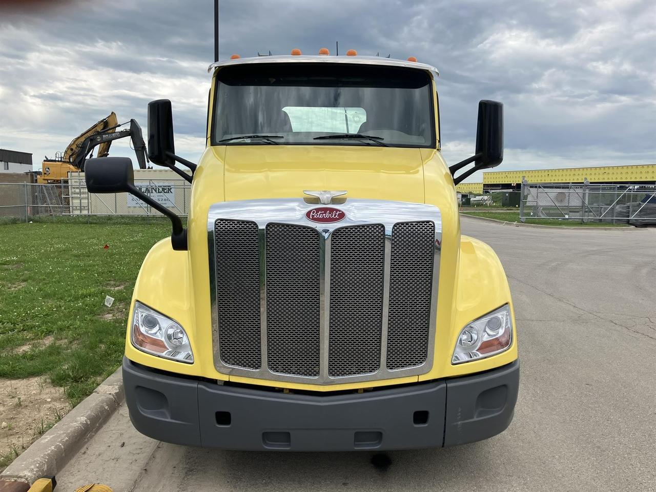 2021 Peterbilt 579