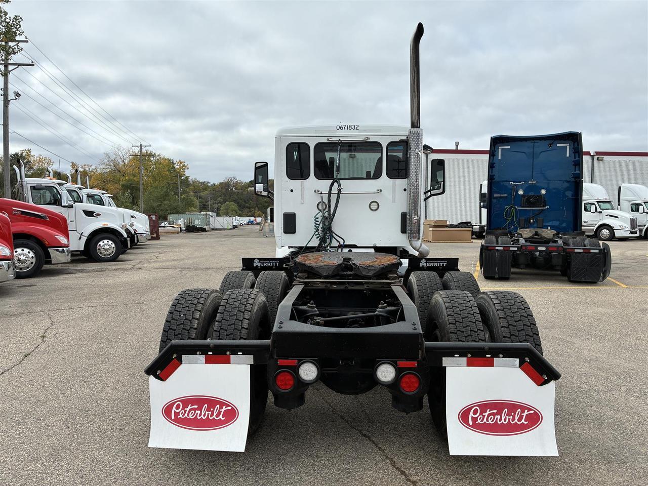 2021 Peterbilt 579 Non-Sleeper