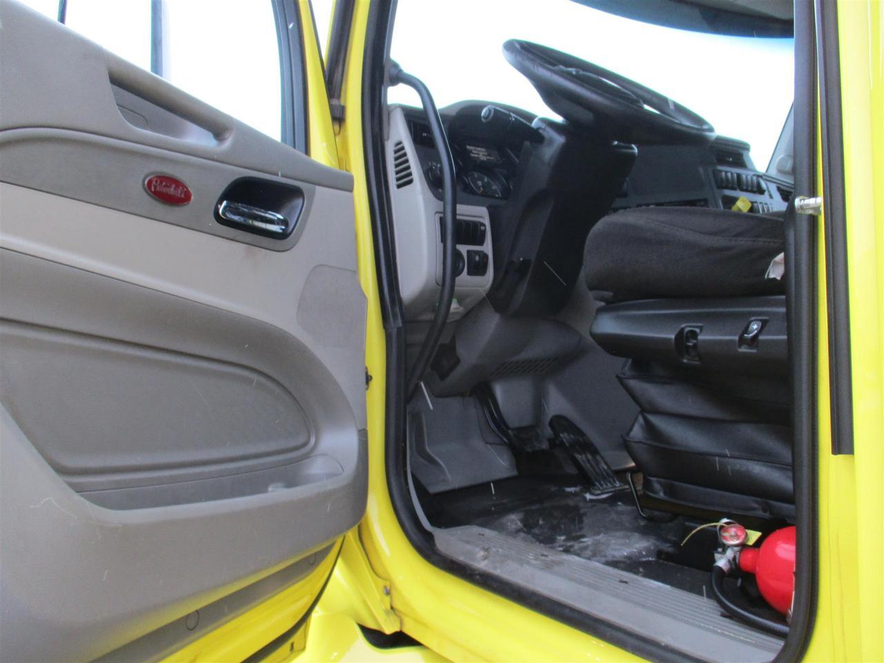 2021 Peterbilt 579 South St. Paul MN