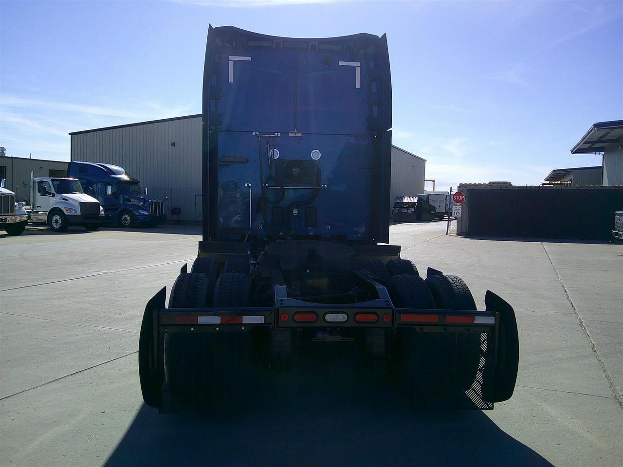 2021 Peterbilt 579 80" Ultraloft Eau Claire WI