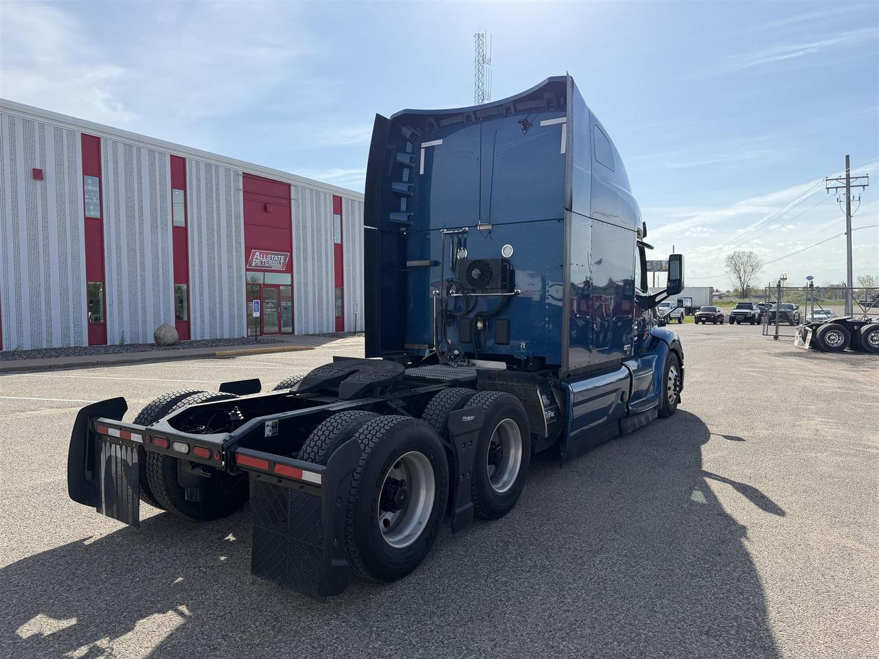 2021 Peterbilt 579 in Eau Claire, WI — photo 3