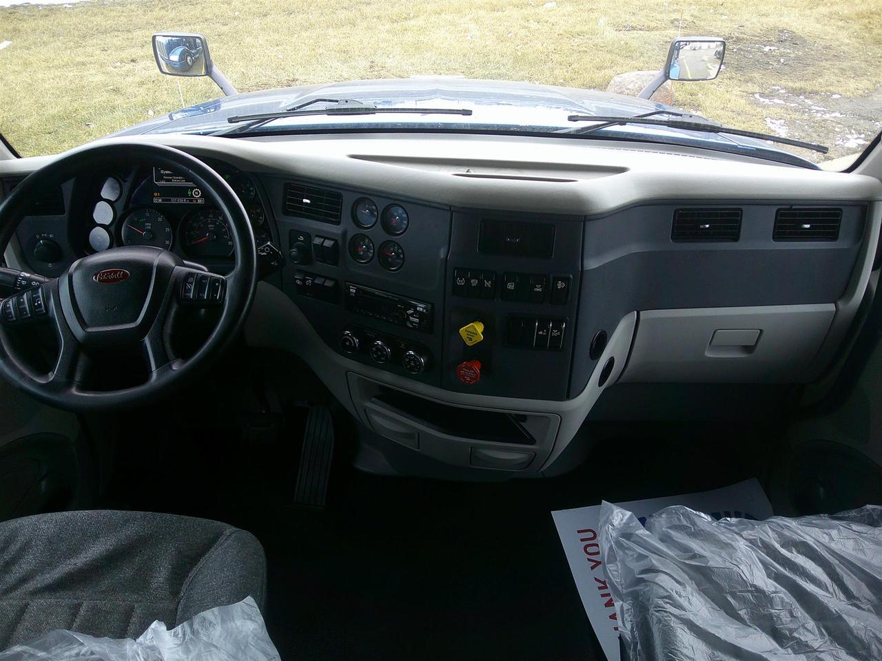 2021 Peterbilt 579 80" Ultraloft Fargo ND