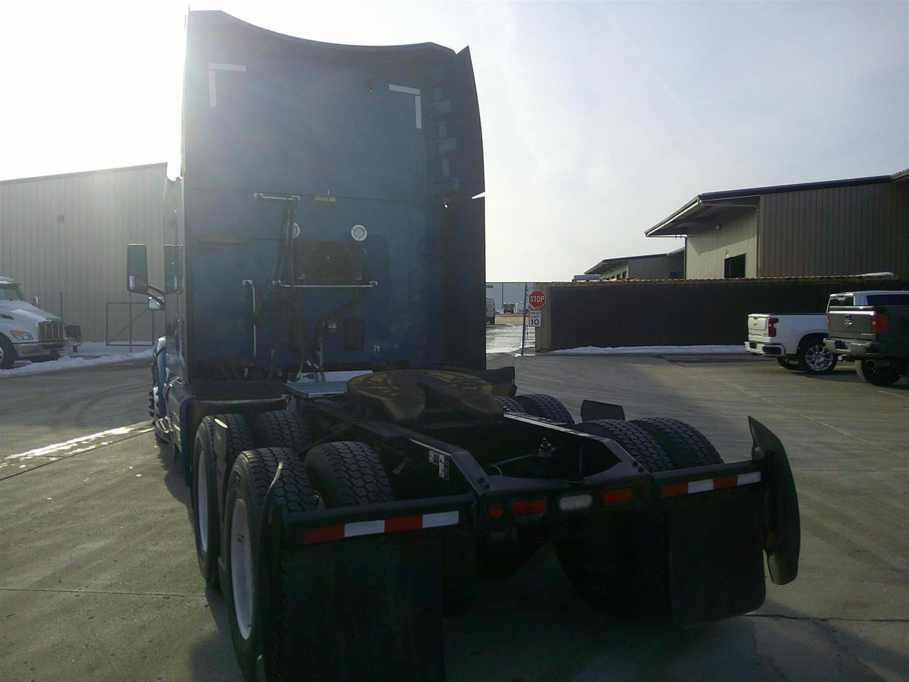 2021 Peterbilt 579 80" Ultraloft Fargo ND