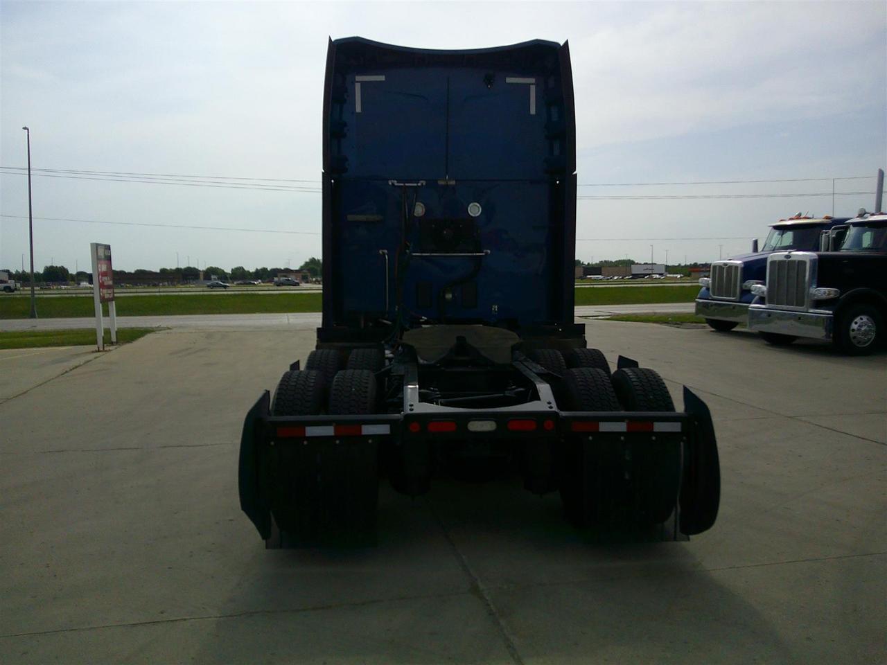 2021 Peterbilt 579 80" Ultraloft Fargo ND