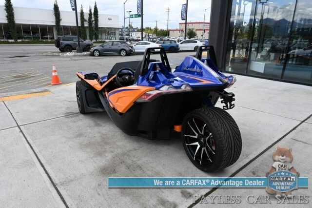 2021 Polaris Slingshot R / 2.0L I4 / Automatic / Push Button Start / Navigation / Bluetooth / Back Up Camera / Rockford Fosgate Speakers / Cruise Control / LED Headlights & Taillights / Aluminum Wheels / Only 4K Miles Wasilla AK