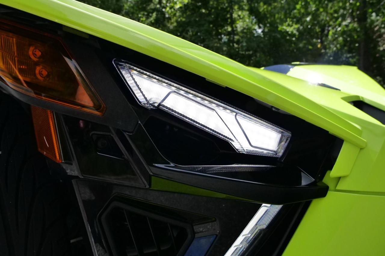 2021 Polaris Slingshot R Limited / Neon Fade / Tech PKG 3 / Stage 2 Audio! Lincolnton NC