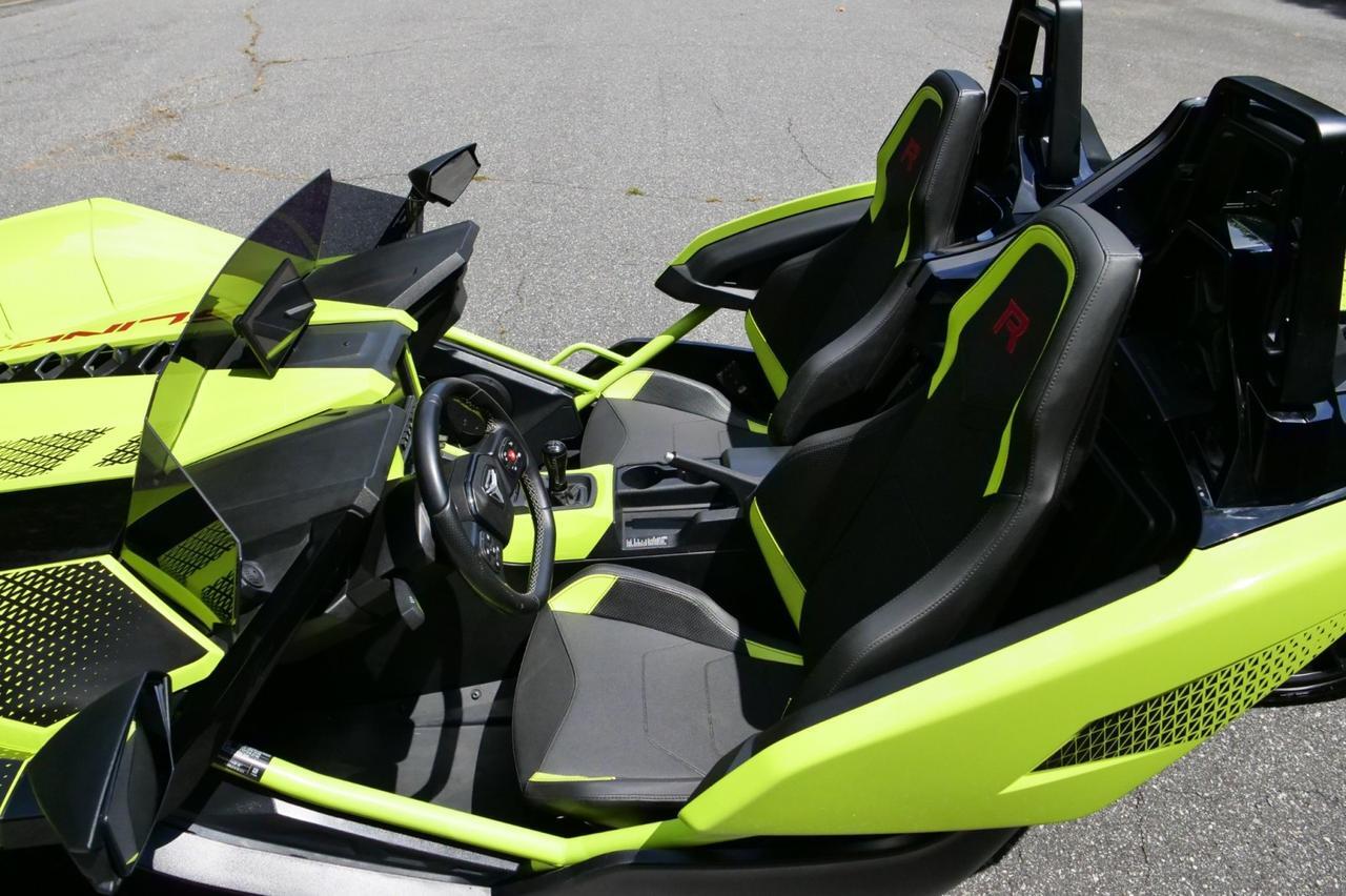 2021 Polaris Slingshot R Limited / Neon Fade / Tech PKG 3 / Stage 2 Audio! Lincolnton NC