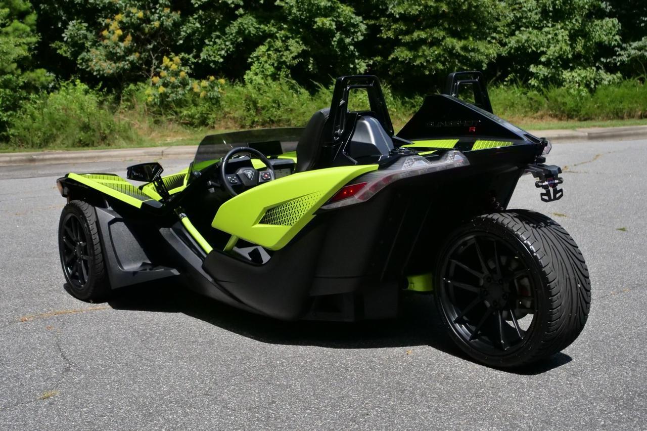 2021 Polaris Slingshot R Limited / Neon Fade / Tech PKG 3 / Stage 2 Audio! Lincolnton NC