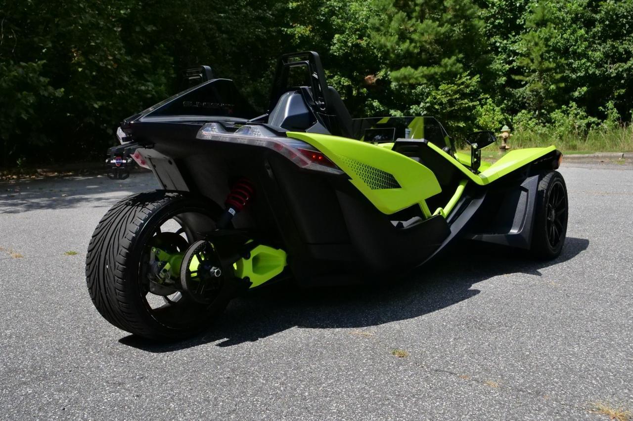 2021 Polaris Slingshot R Limited / Neon Fade / Tech PKG 3 / Stage 2 Audio! Lincolnton NC