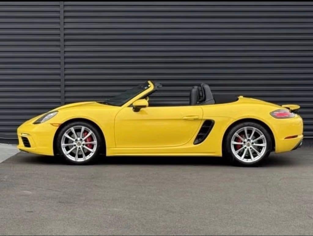 2021 Porsche 718 Boxster S