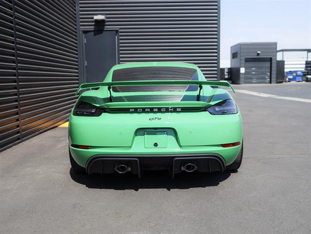 2021 Porsche 718 Cayman GT4 Bakersfield CA