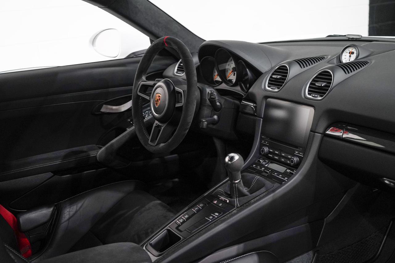 2021 Porsche 718 Cayman GT4 Tampa FL