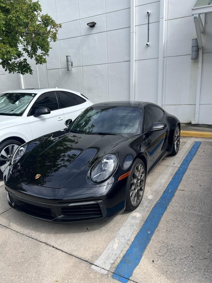 2021 Porsche 911 Carrera