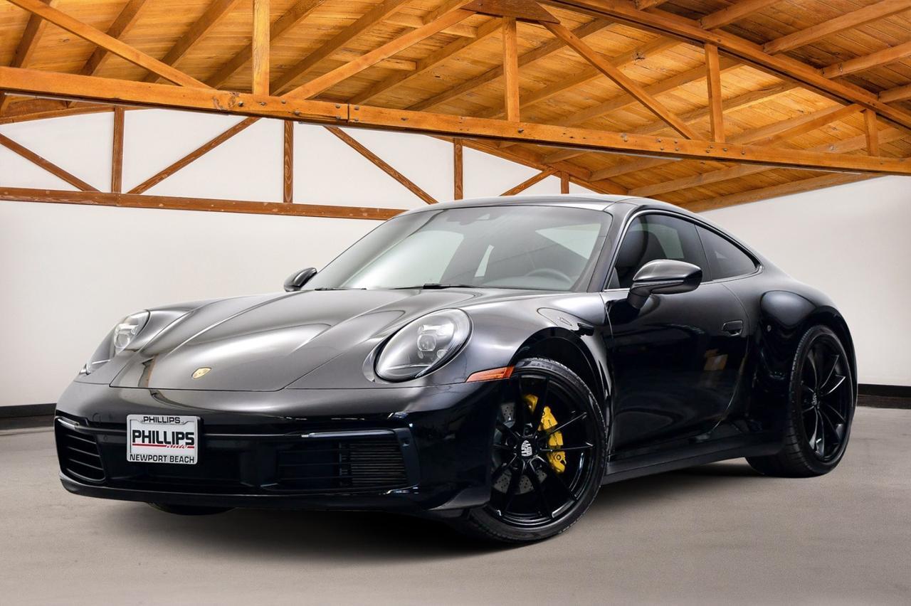 2021 Porsche 911 Carrera